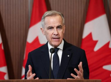 Україна отримає сотні бронемашин і мільярди доларів від Канади