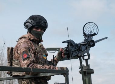 Дрони та балістика летіли з декількох напрямків: деталі нічної атаки РФ