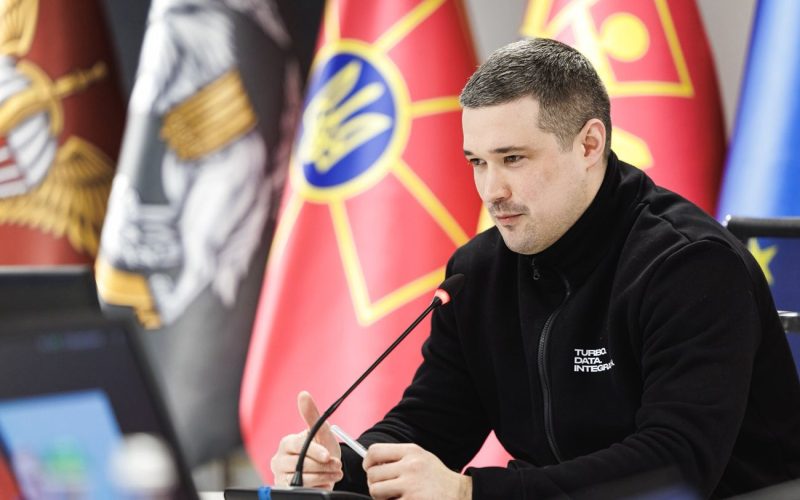 Україна вперше у світі дозволила партнерам тренувати ШІ на реальних даних з поля бою