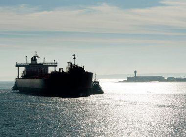 Блокада Ормузької протоки: у JPMorgan назвали термін до повної зупинки нафтовидобутку