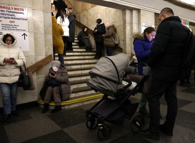 Київ під атакою дрона: у столиці лунають вибухи